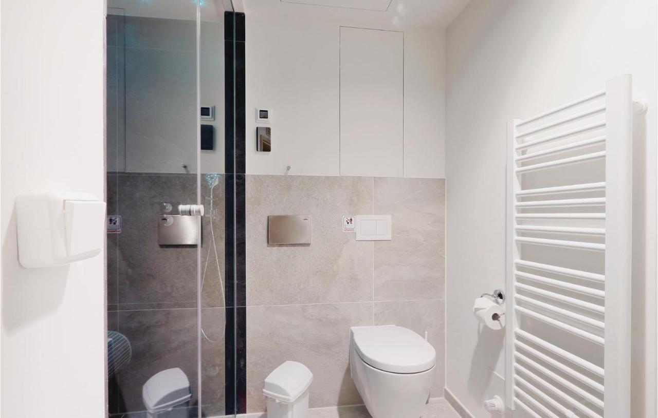 Awesome Apartment In Luebeck Travemuende With Sauna Екстериор снимка