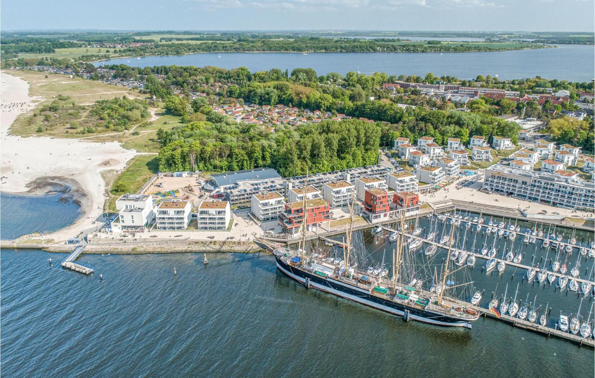 Awesome Apartment In Luebeck Travemuende With Sauna Екстериор снимка